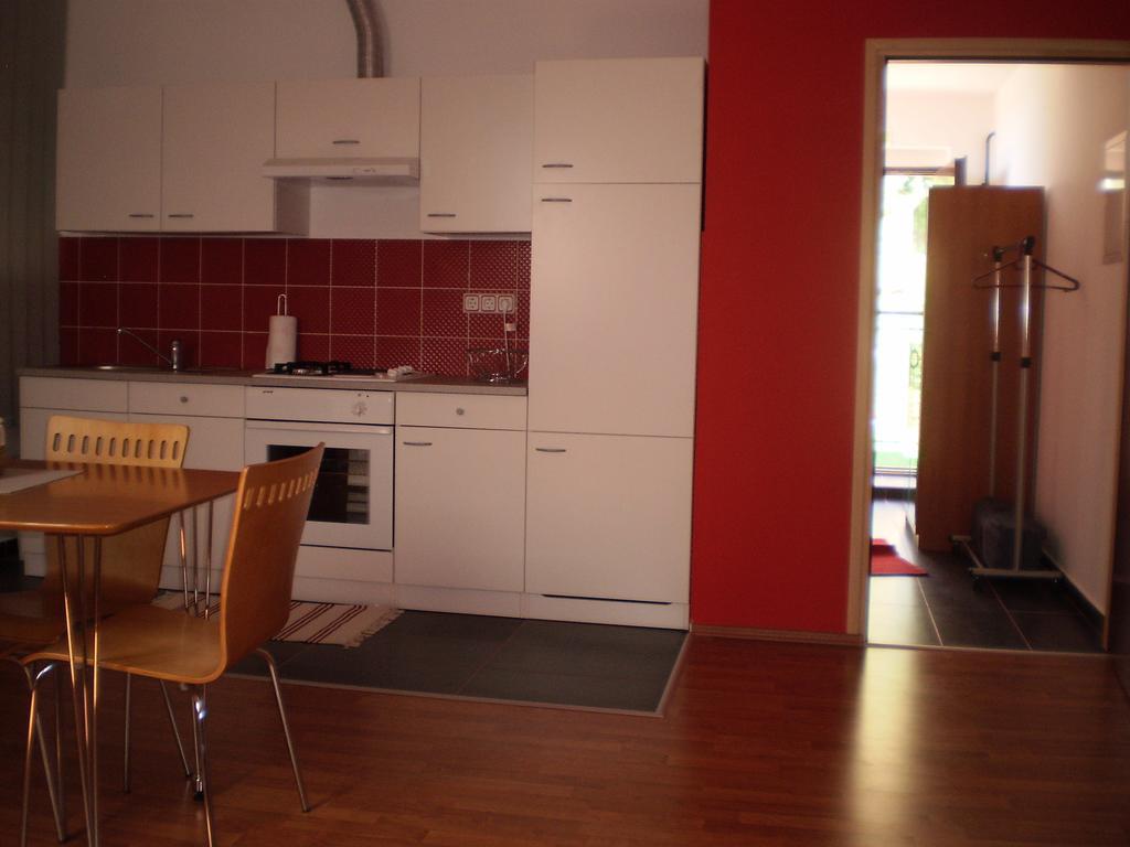 Apartments Petar Pan Крапинске Топлице Стая снимка